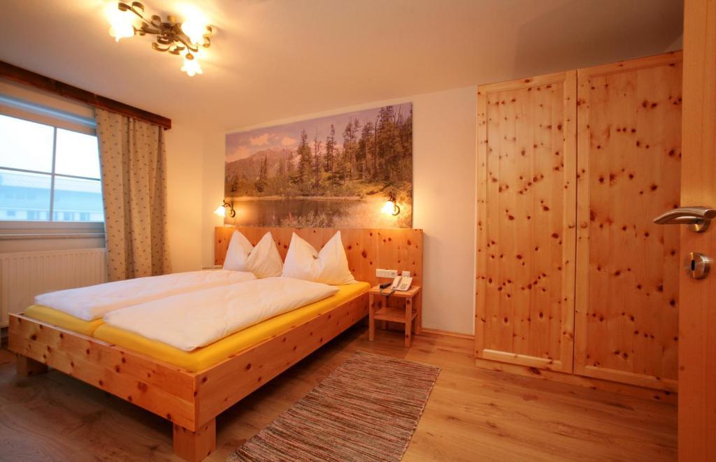 Aparthotel Waidmannsheil Kaprun Room photo